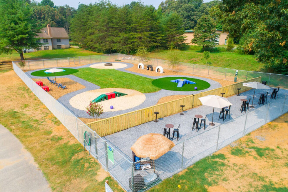 Dog Boarding Services in Maryland | Happy Tails Pet Resort